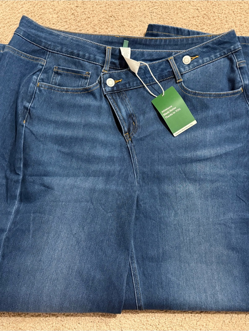 HALARA Women's Straight Leg Jeans in Indigo Wash